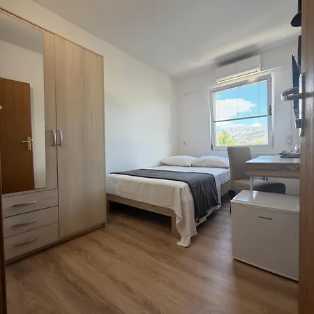 Ensuite Renovated 2026 Pensjonat Split